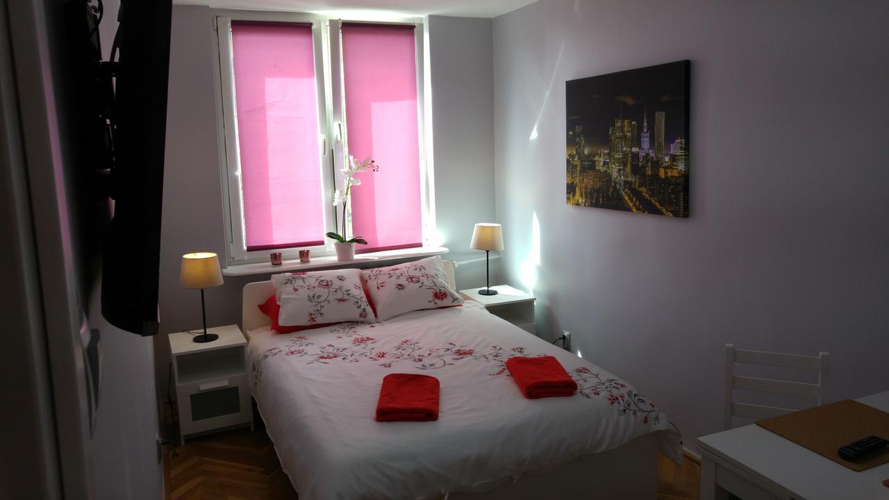 Rent0Nline Niepodleglosci Rooms Metro Varsóvia Exterior foto
